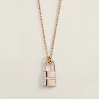 ??MIRA?¡¥HM ADVANCED NICHE LOCK HEAD NECKLACE DIAMONDS