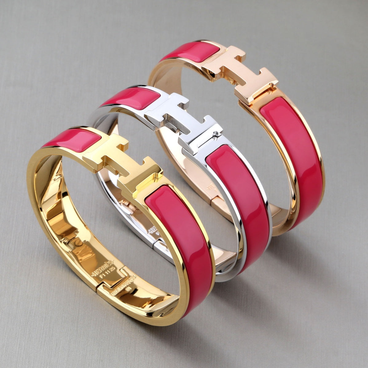 ??MIRA?¡¥H RED BRACELET