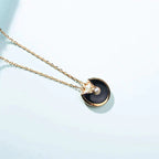 ??MIRA?¡¥AMULETTE GOLD CARNELIAN ONYX NECKLACE
