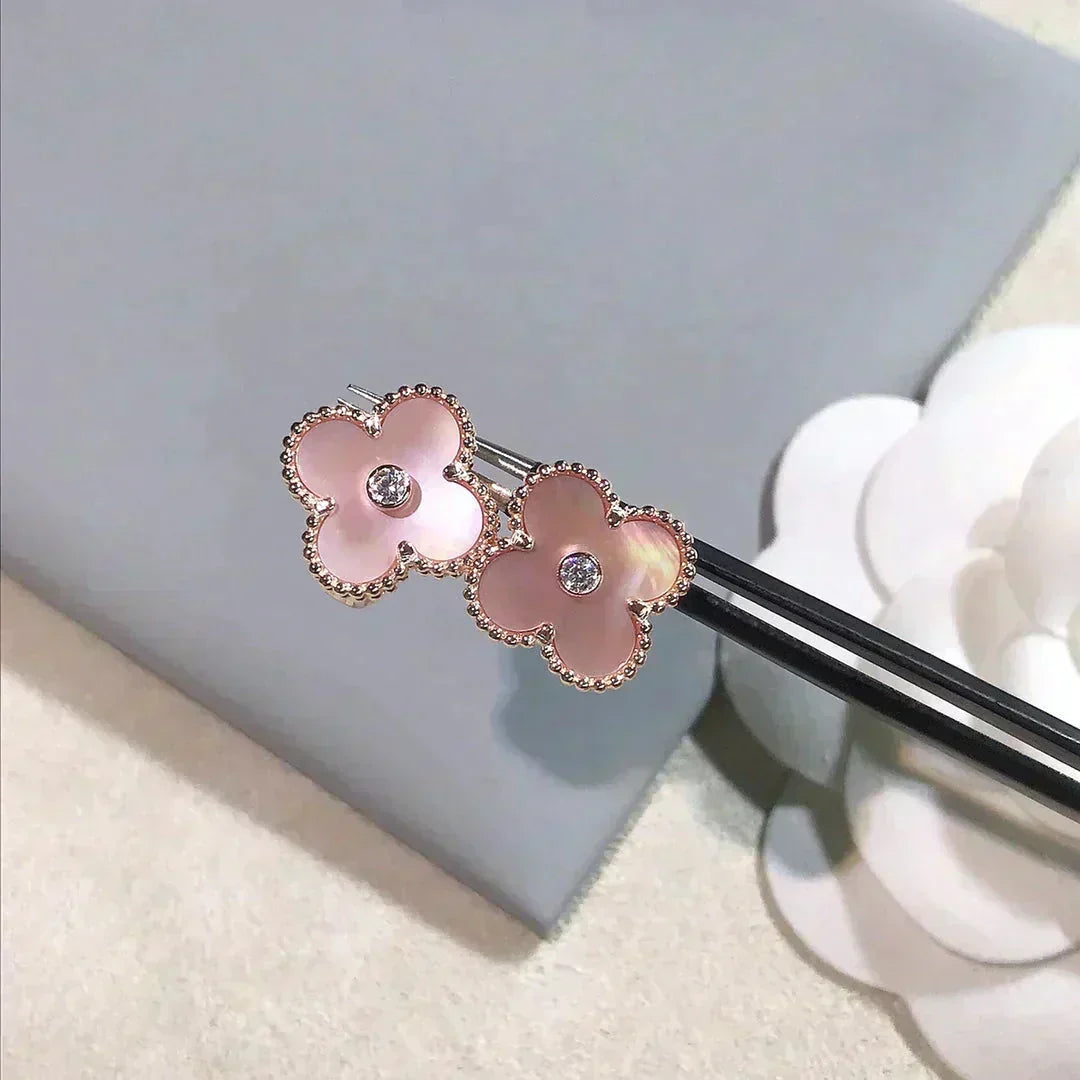 ??MIRA?¡¥CLOVER MEDIUM 1 MOTIFS  PINK MOP DIAMOND EARRINGS