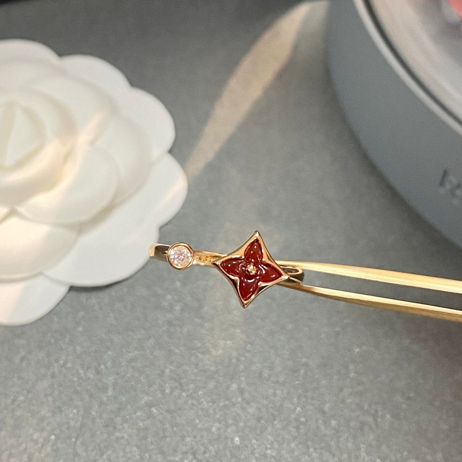 ??MIRA?¡¥STAR 1 DIAMOND OPEN RING