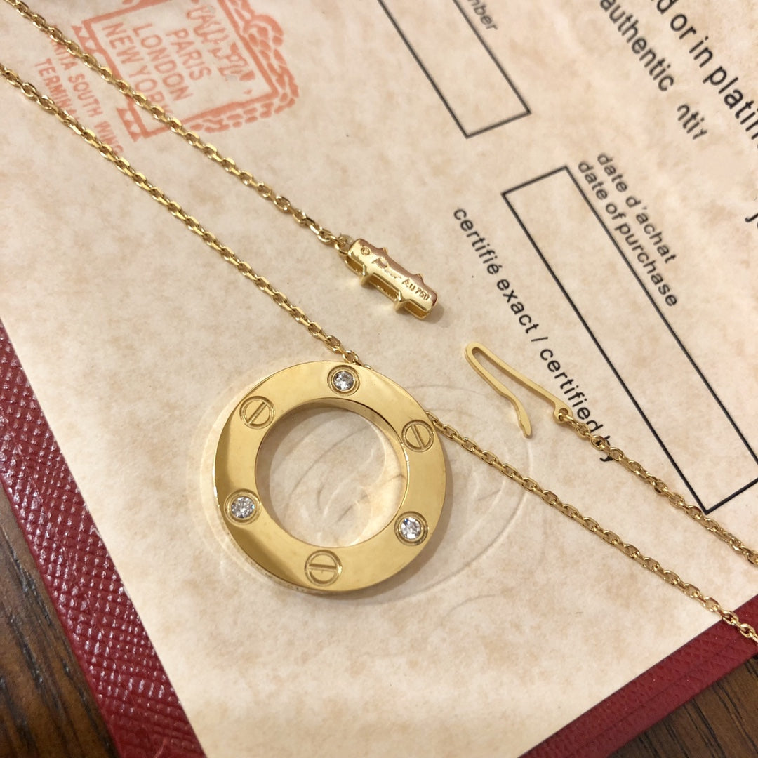??MIRA?¡¥LOVE NECKLACE 16MM 3 DIAMONDS