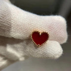 ??MIRA?¡¥HEART CARNELIAN STUD EARRINGS