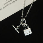 ??MIRA?¡¥POP H PEDANT SILVER NECKLACE