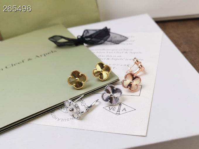 ??MIRA?¡¥CLOVER MEDIUM STUD EARRINGS