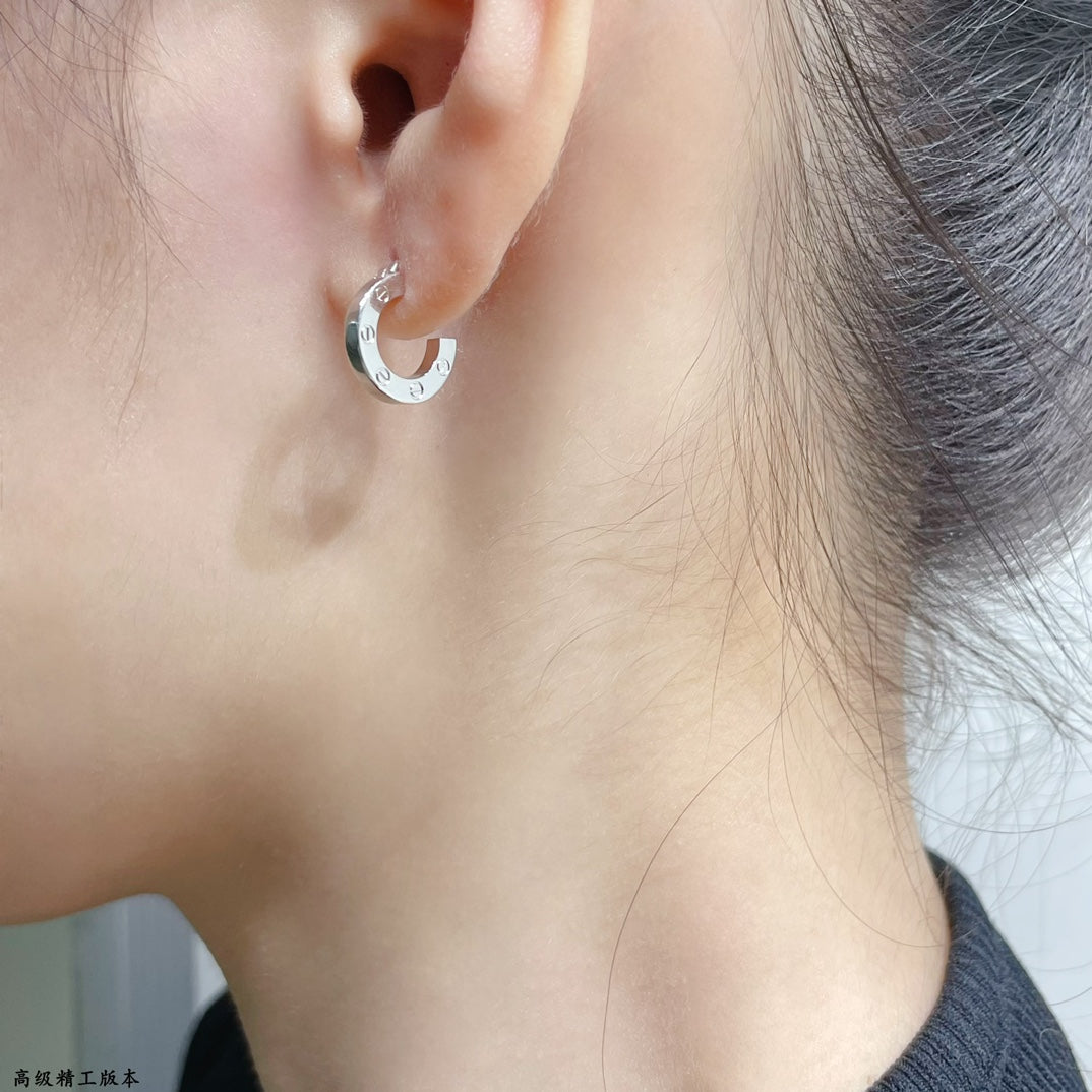 ??MIRA?¡¥LOVE MINI EARRINGS