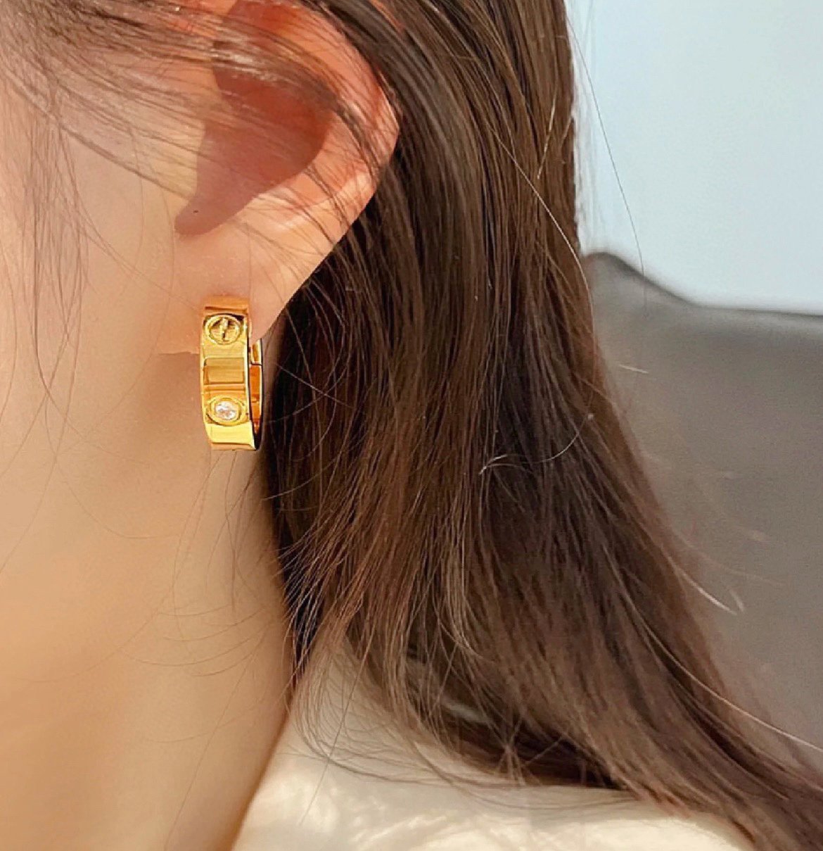 ??MIRA?¡¥LOVE 5.5MM 1 DIAMOND EARRINGS