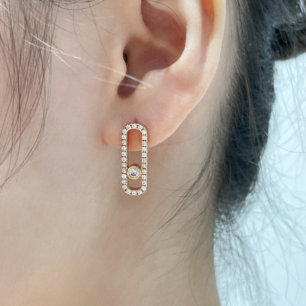 [MIRA] MOVE UNO STUD DIAMOND PAVED EARRINGS