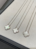 ??MIRA?¡¥CLOVER MEDIUM SILVER WHITE MOP NECKLACE