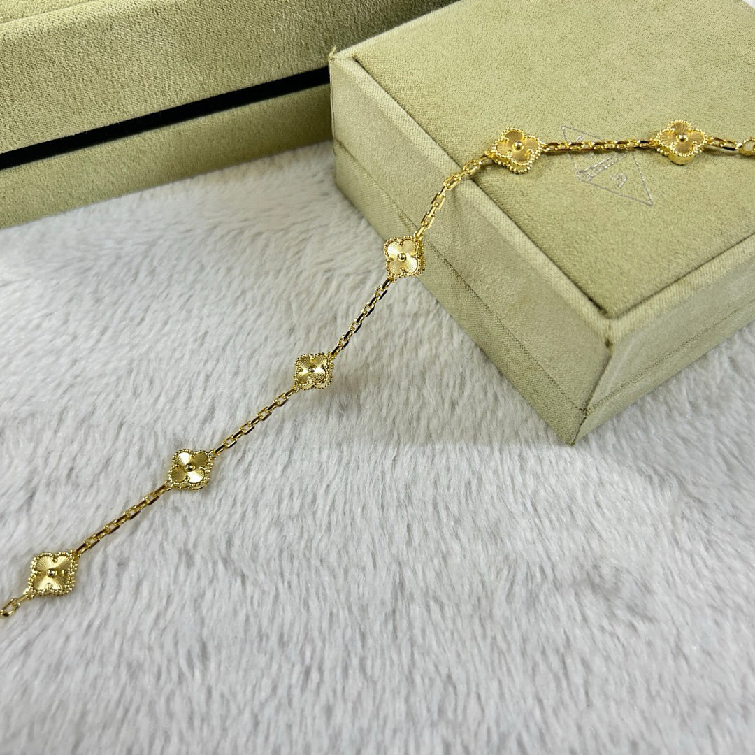 [MIRA]New CLOVER 6 MOTIF DIAMOND BRACELET