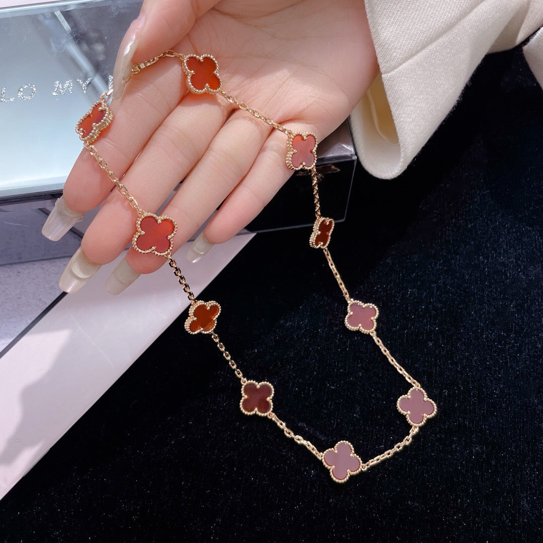 ??MIRA?¡¥CLOVER 10 MOTIFS CARNELIAN NECKLACE