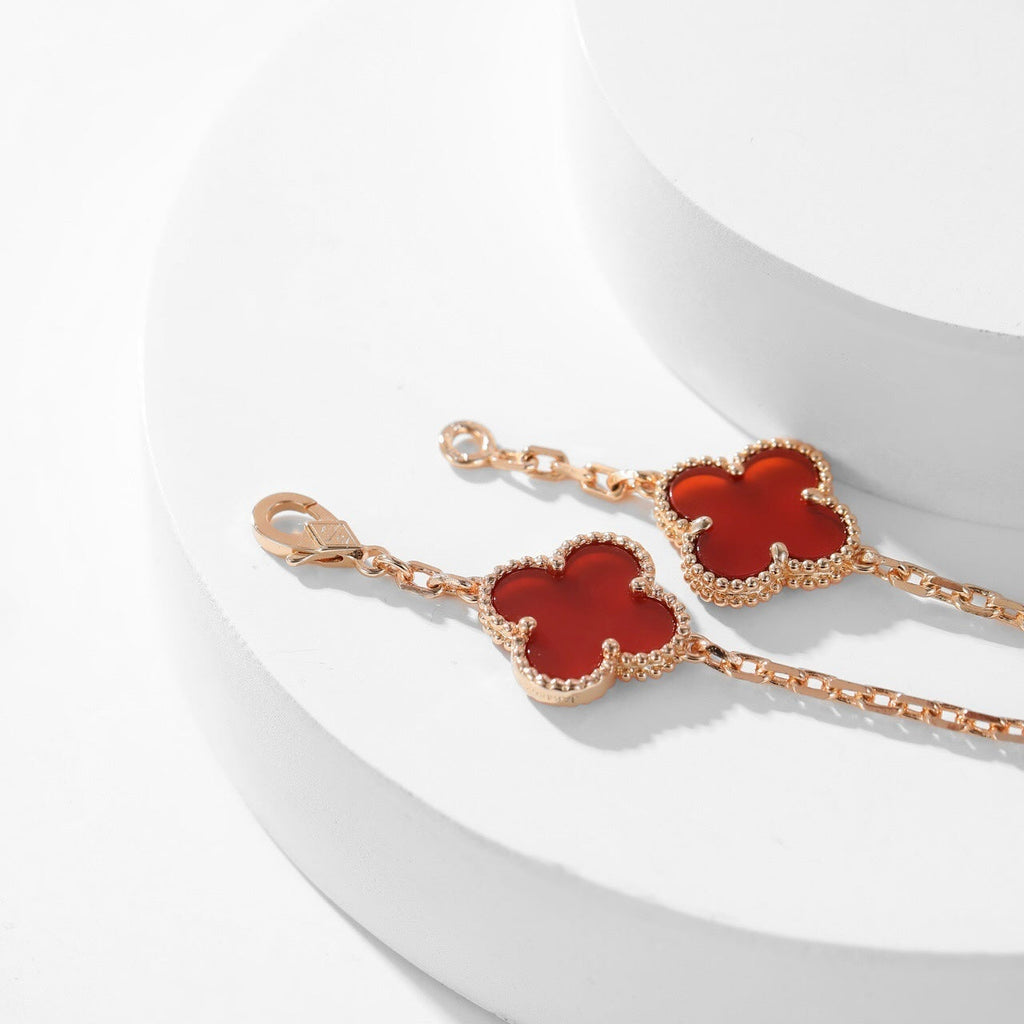 ??MIRA?¡¥CLOVER 10 MOTIFS CARNELIAN NECKLACE