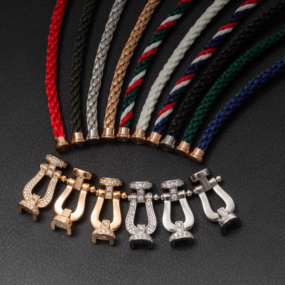 ??MIRA?¡¥FORCE LARGE HORSESHOE HALF DIAMOND BRACELET ROSE GOLD