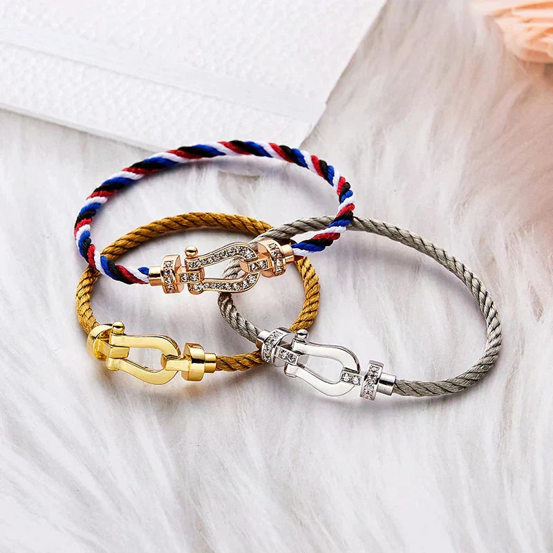 ??MIRA?¡¥FORCE LARGE HORSESHOE NO DIAMOND BRACELET GOLD