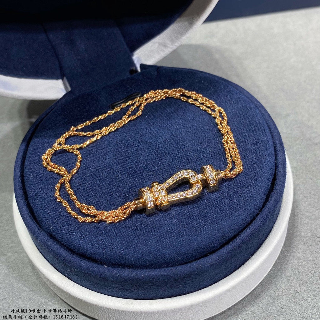 ??MIRA?¡¥FORCE SMALL HORSESHOE  DIAMOND CHAIN ROPE BRACELET