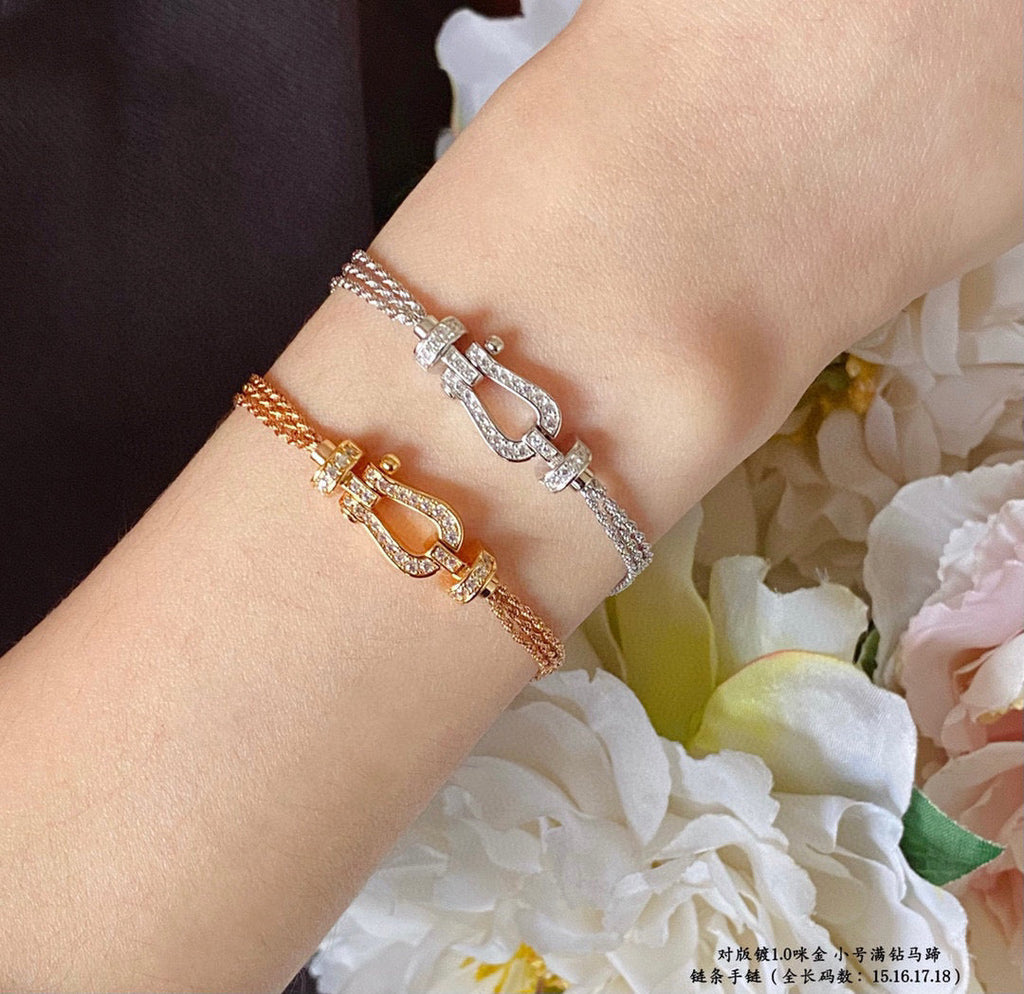 ??MIRA?¡¥FORCE SMALL HORSESHOE  DIAMOND CHAIN ROPE BRACELET