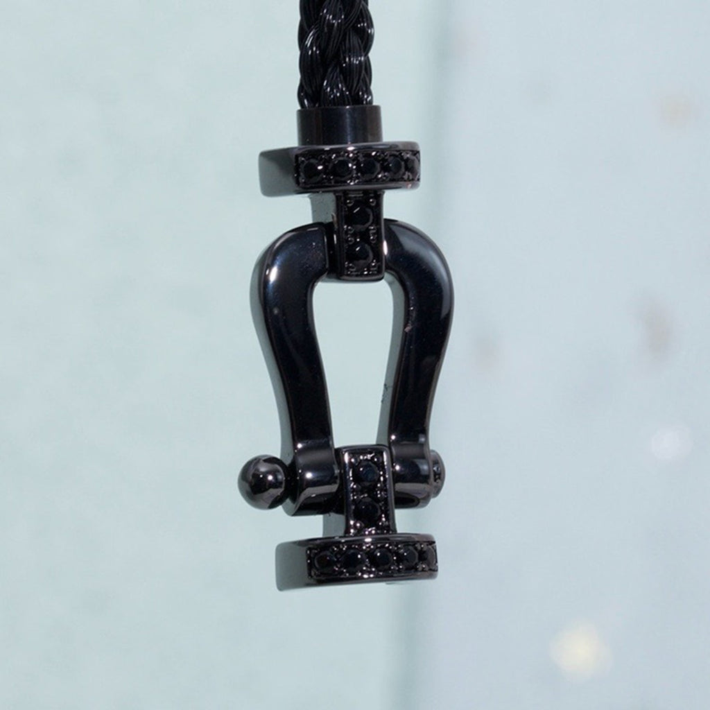 ??MIRA?¡¥FORCE LARGE SERIES HORSESHOE BLACK SAMURAI BRACELET