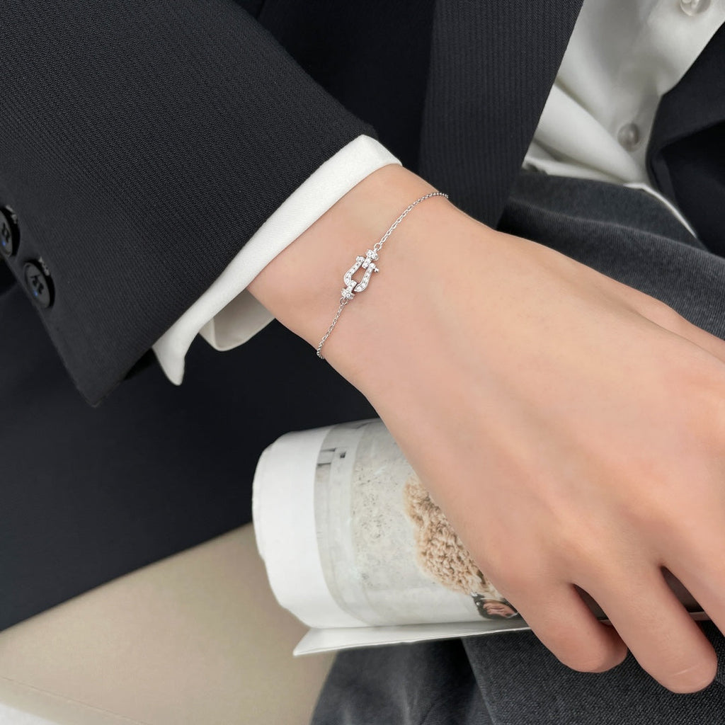 ??MIRA?¡¥FORCE 10 SMALL CHAIN BRACELET
