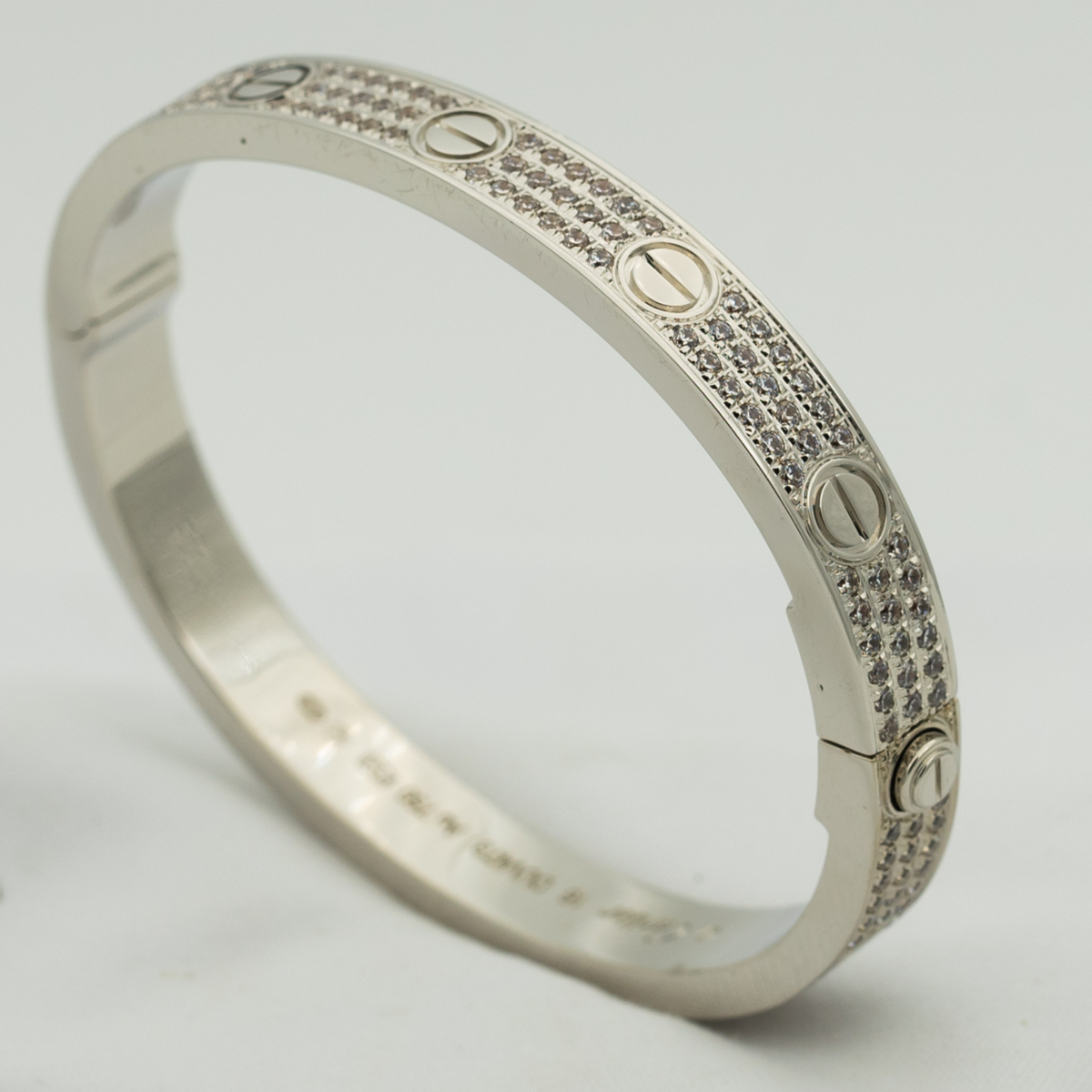 ??MIRA?¡¥LOVE BRACELET 6.1MM DIAMOND-PAVED