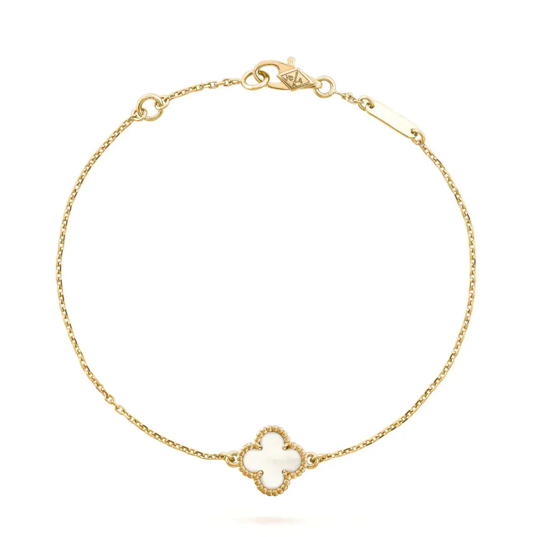 ??MIRA?¡¥CLOVER WHITE MOP SINGLE FLOWER BRACELET