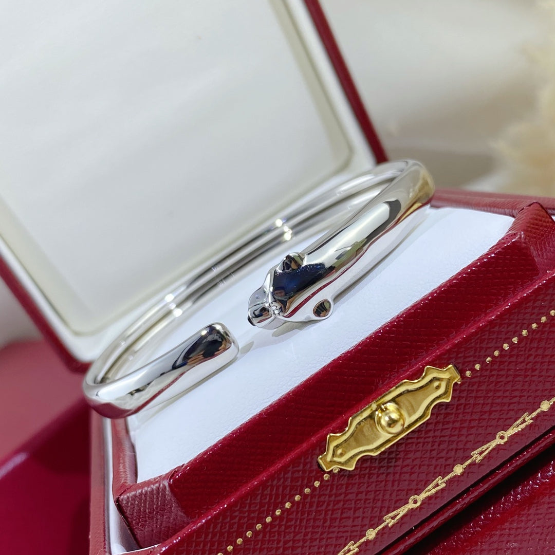 ??MIRA?¡¥PANTHERE SILVER OPEN BRACELET