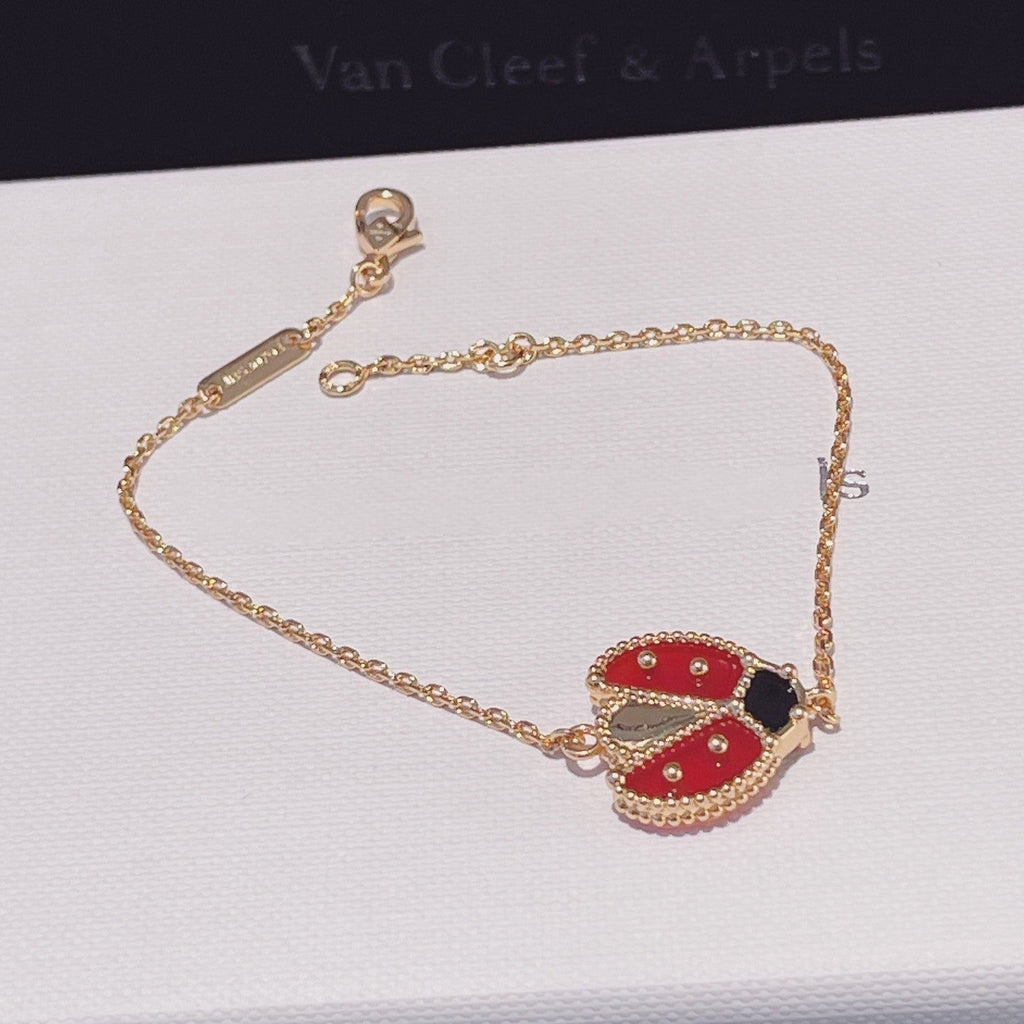 ??MIRA?¡¥LUCKY SPRING 1 MOTIF PINK GOLD BRACELET